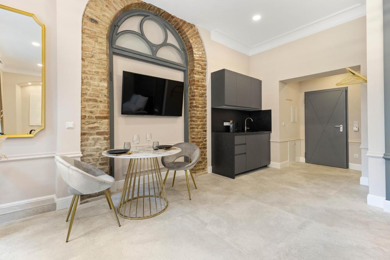 Boutique Rooms I Luxus Suite I Center I Boxspring Augsburgo Exterior foto